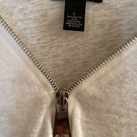 Alfani Zip Cover Up.  Size Large; White. - Picture 3 of 6